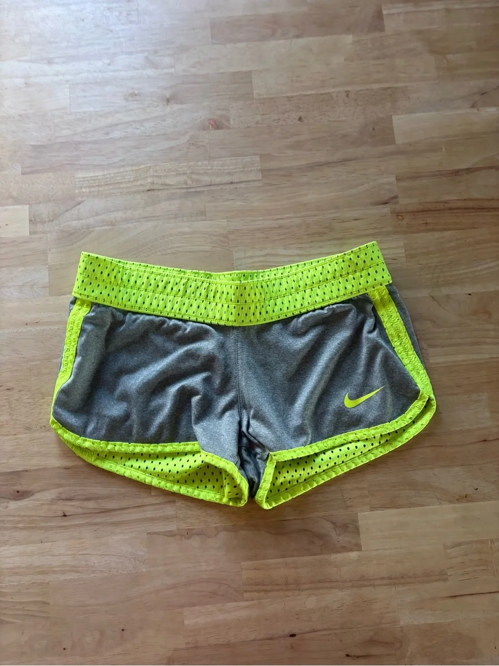 Nike reversible short